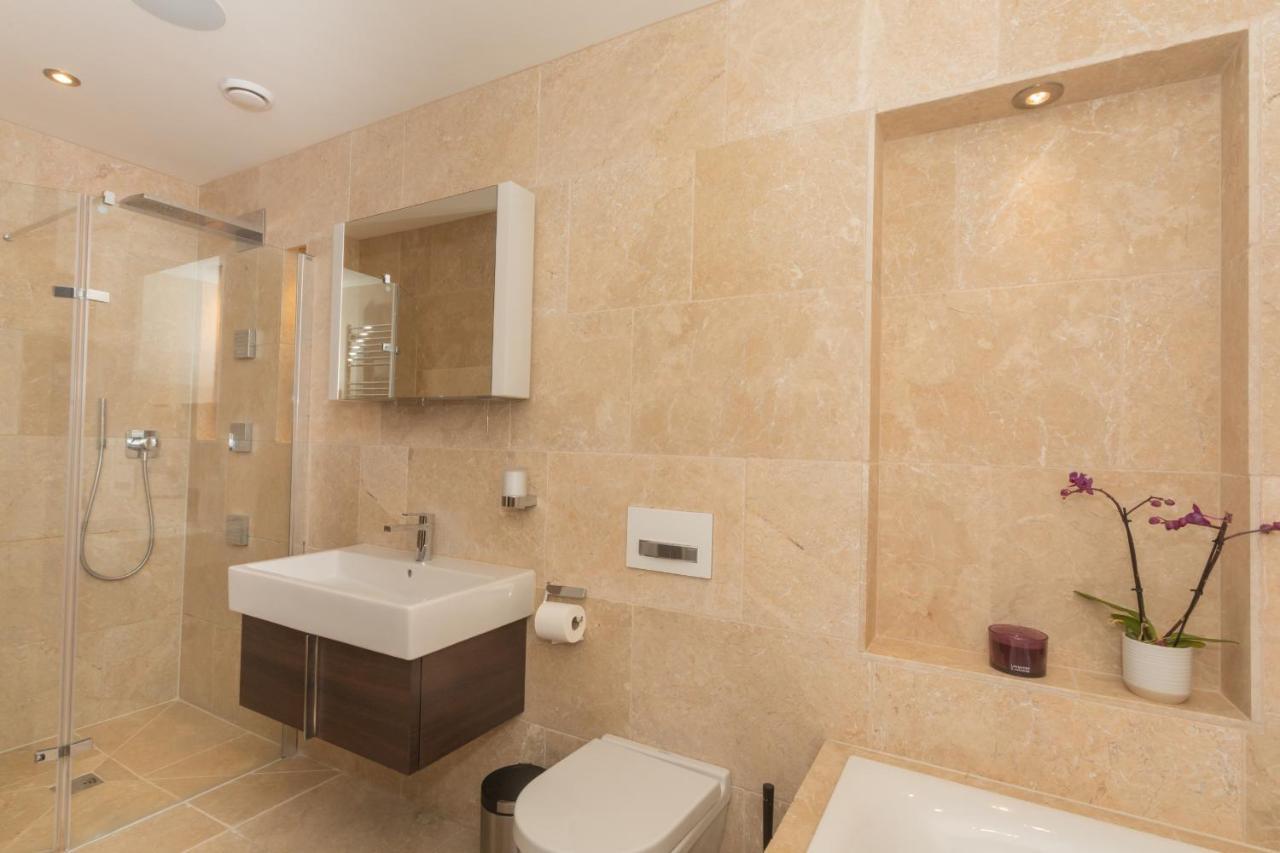 باث Henge House, Penthouse Apartment المظهر الخارجي الصورة